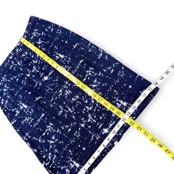 Michael Kors Casual Pencil Skirt Stretch Size 8 Textured Abstract Splatter Navy - Picture 9 of 10